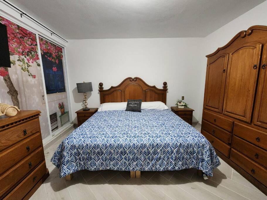 Bungamvilias Apartment Uruapan  ภายนอก รูปภาพ